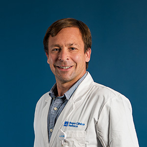 Dr. Álvaro Rojas Luca