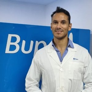 Dr. Stefano Lionelo Smoquina Montiel